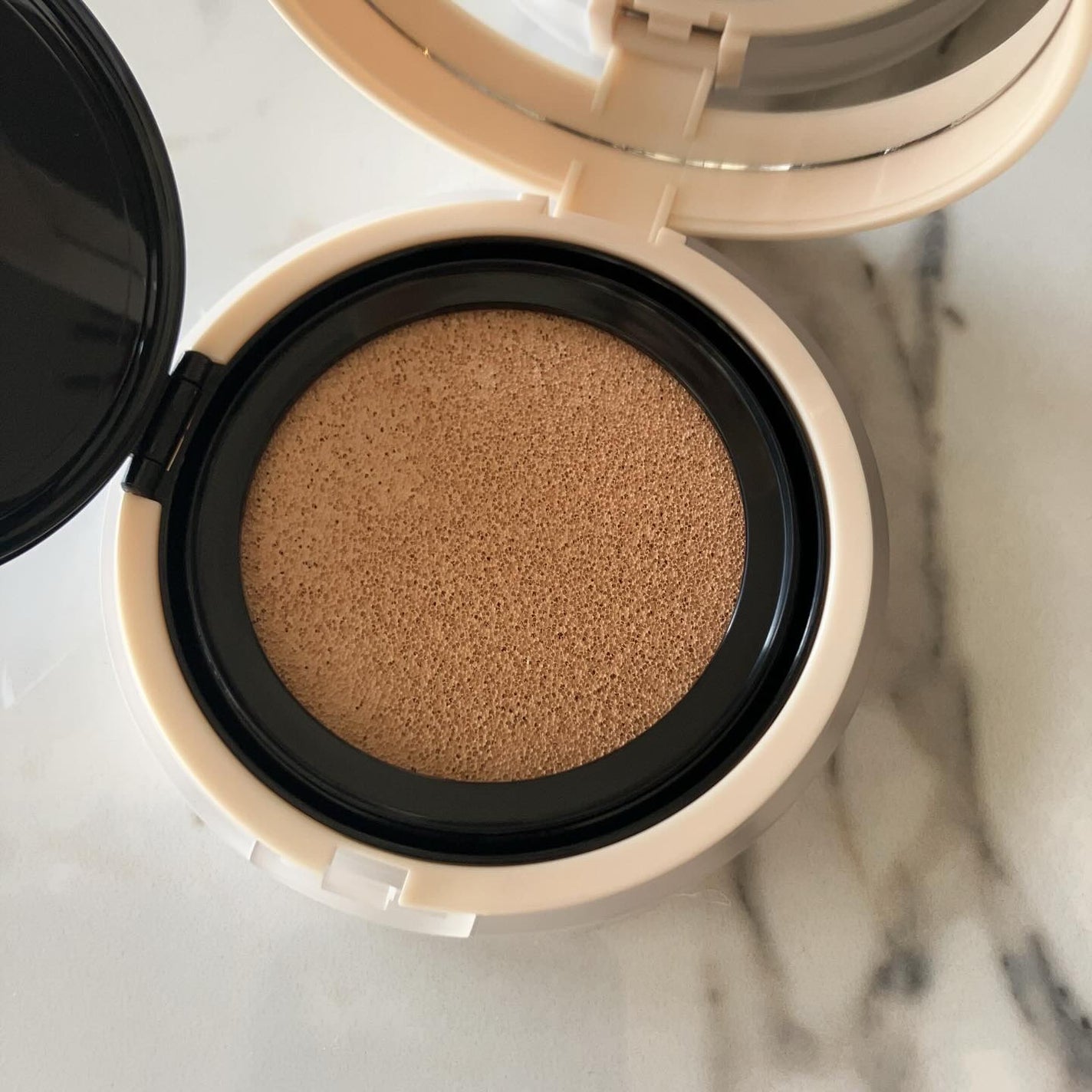 カバーパーフェクションコンシーラークッション/the SAEM/リキッドコンシーラーを使ったクチコミ(5枚目)