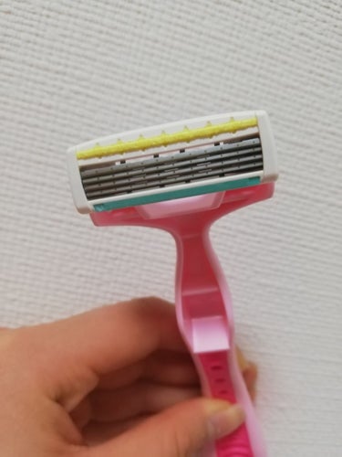 試してみた】ボディ用カミソリ ピュアコマチ 1本入/貝印 | LIPS