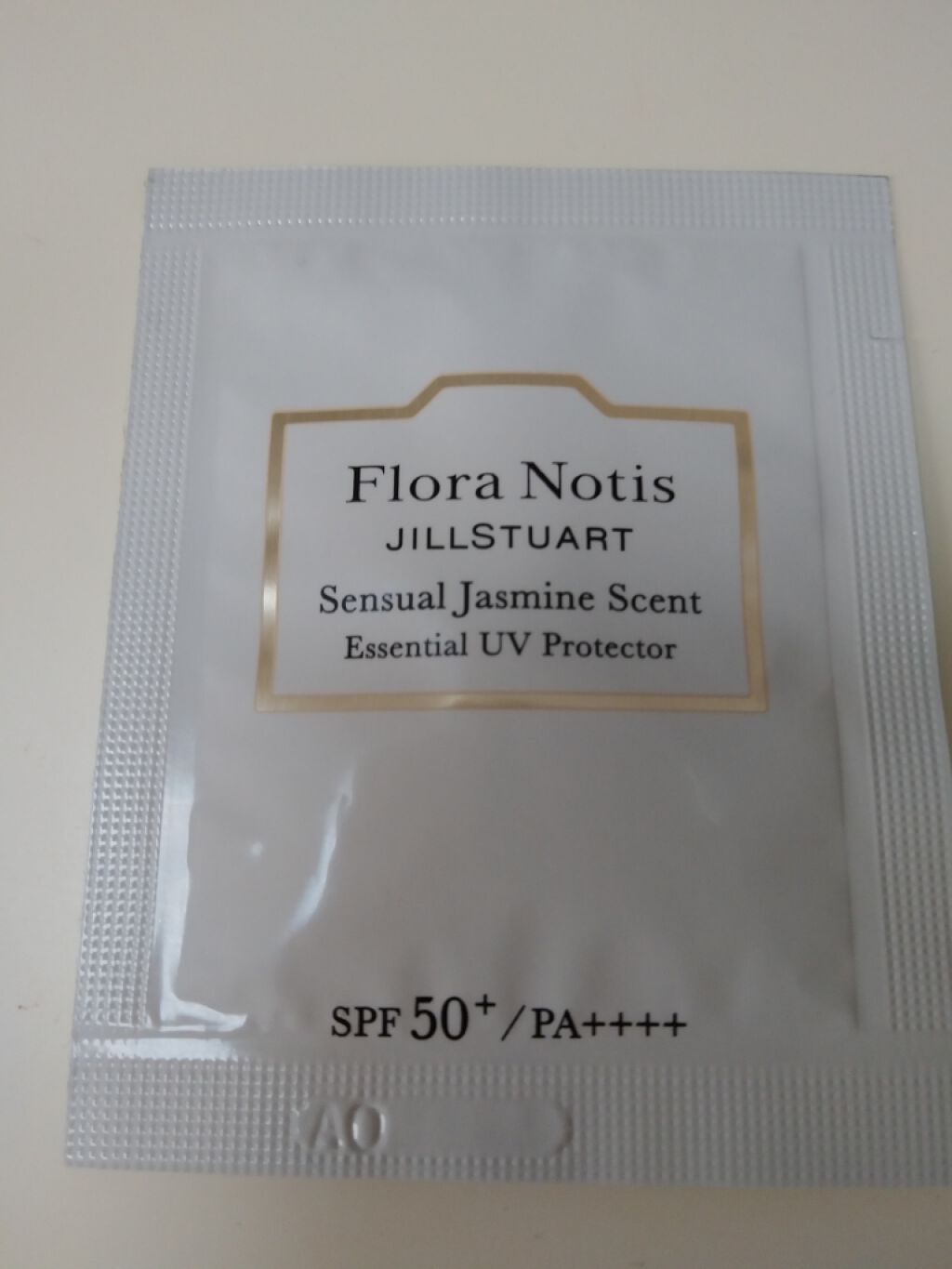 エッセンシャルUVプロテクター センシュアルジャスミン/Flora Notis JILL STUART/日焼け止めクリームを使ったクチコミ（1枚目）