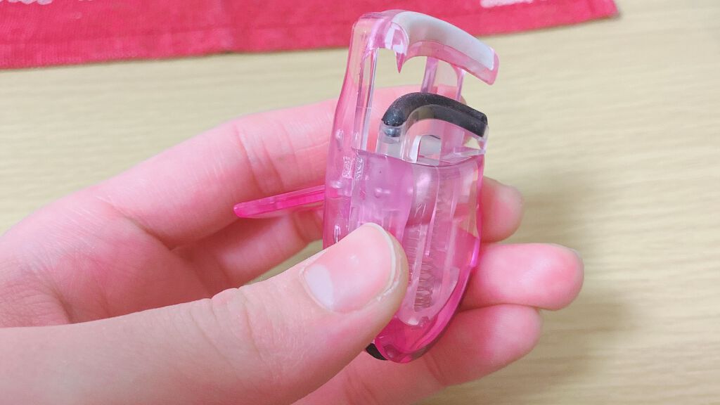 プッシュアップカーラー/貝印/ビューラーを使ったクチコミ（2枚目）