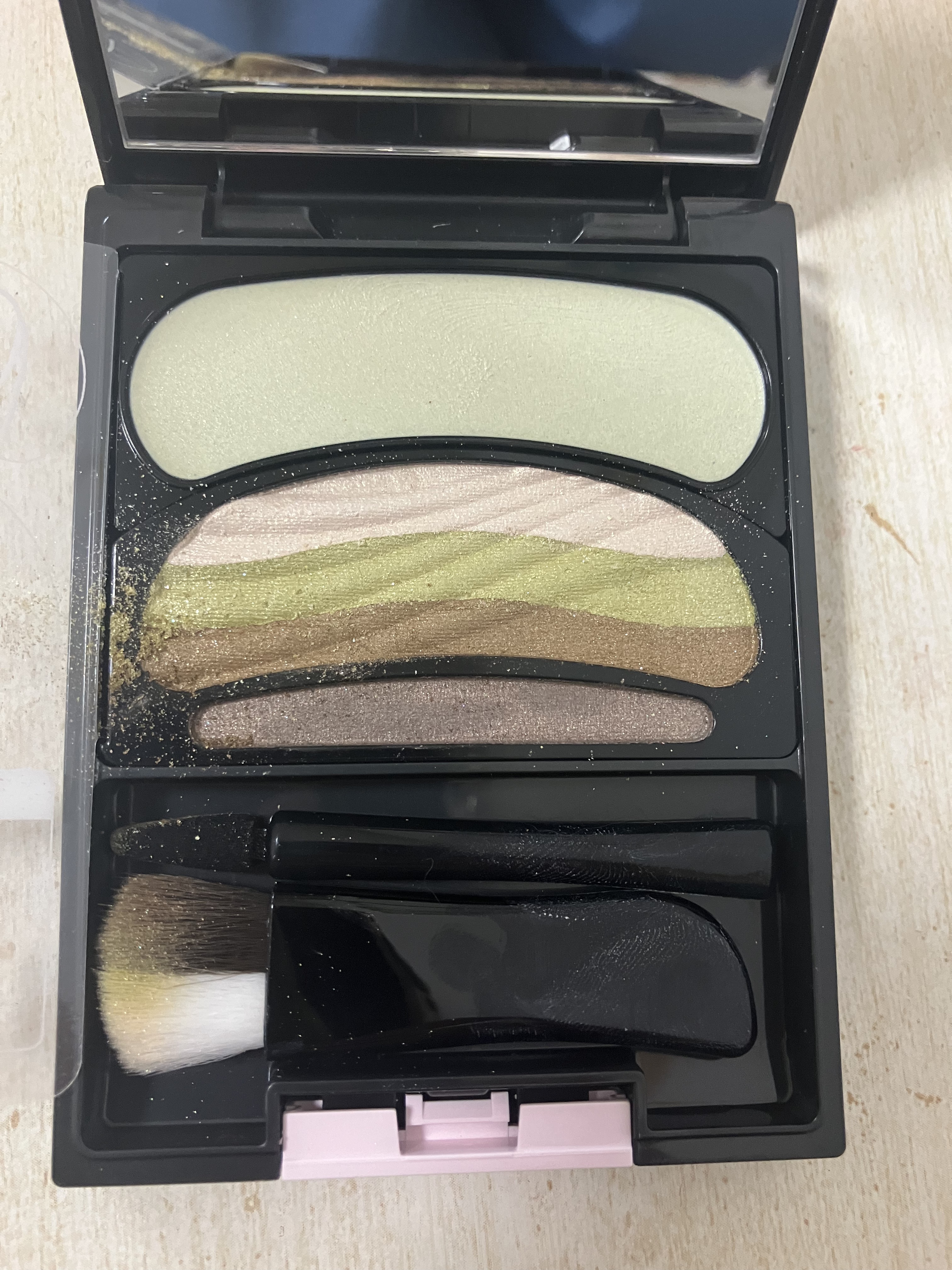 ブラシひと塗りシャドウN/オーブ/アイシャドウパレットを使ったクチコミ（1枚目）