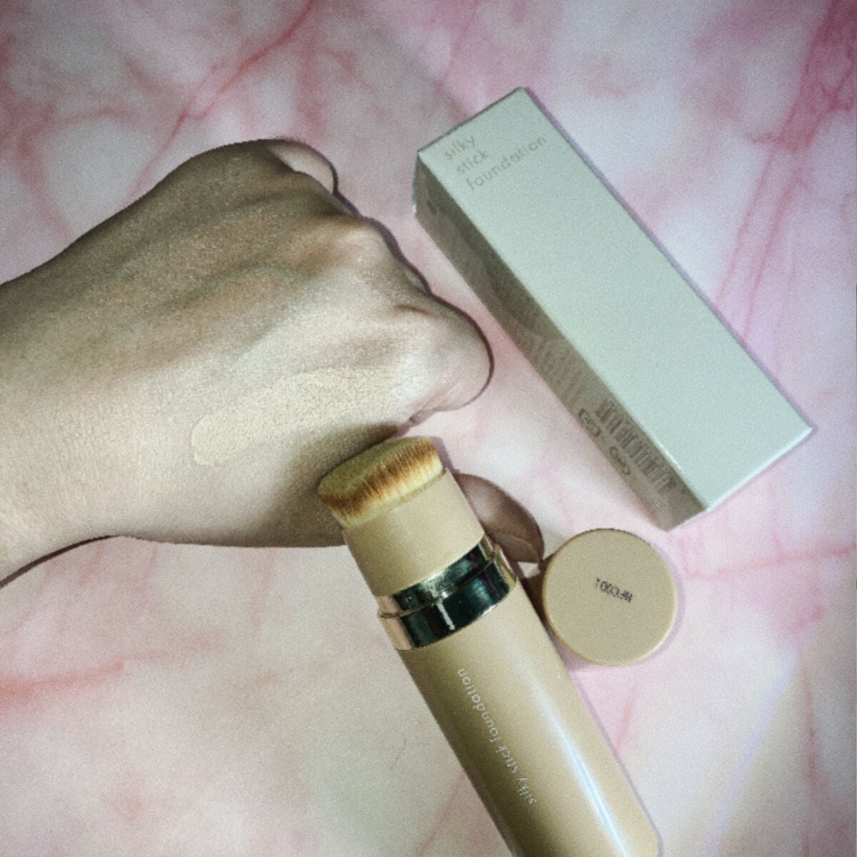 シルキースティックファンデーション/KAMIKA/その他ファンデーションを使ったクチコミ(5枚目)