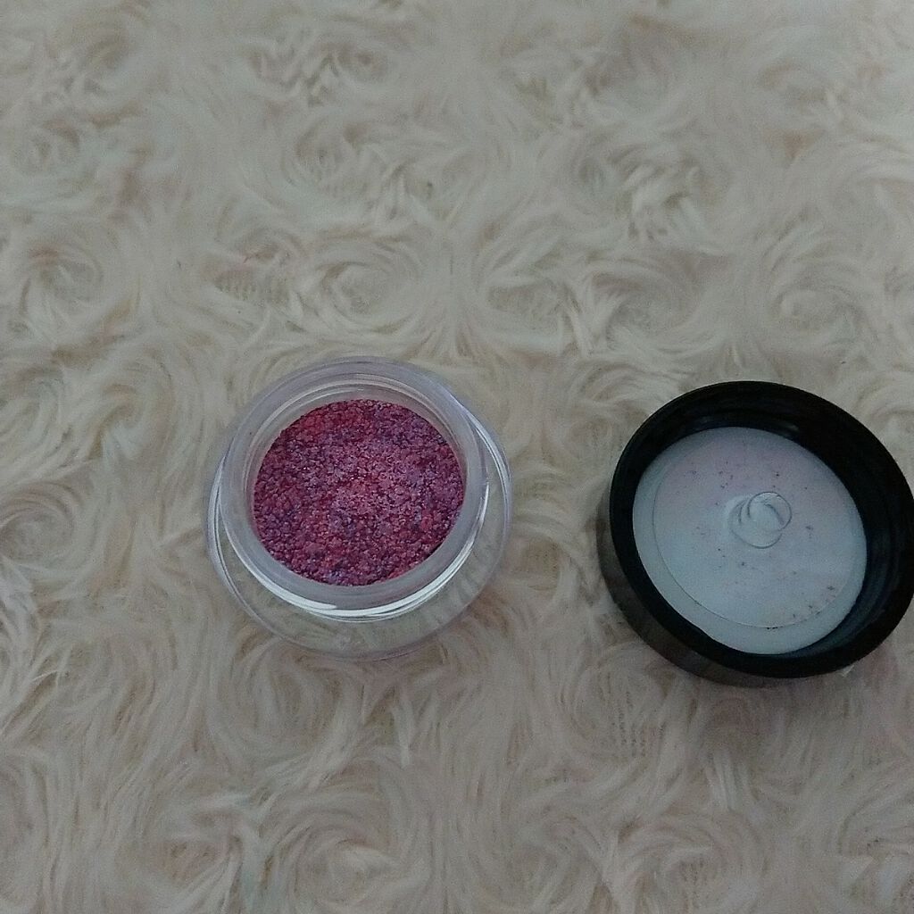 プリズムカラーピグメント/Witch's Pouch/単色アイシャドウを使ったクチコミ（2枚目）