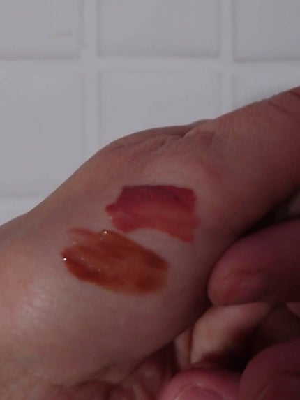 アンドバイロムアンド グラッシーボムティント/&nd by rom&nd/リップティントを使ったクチコミ(3枚目)