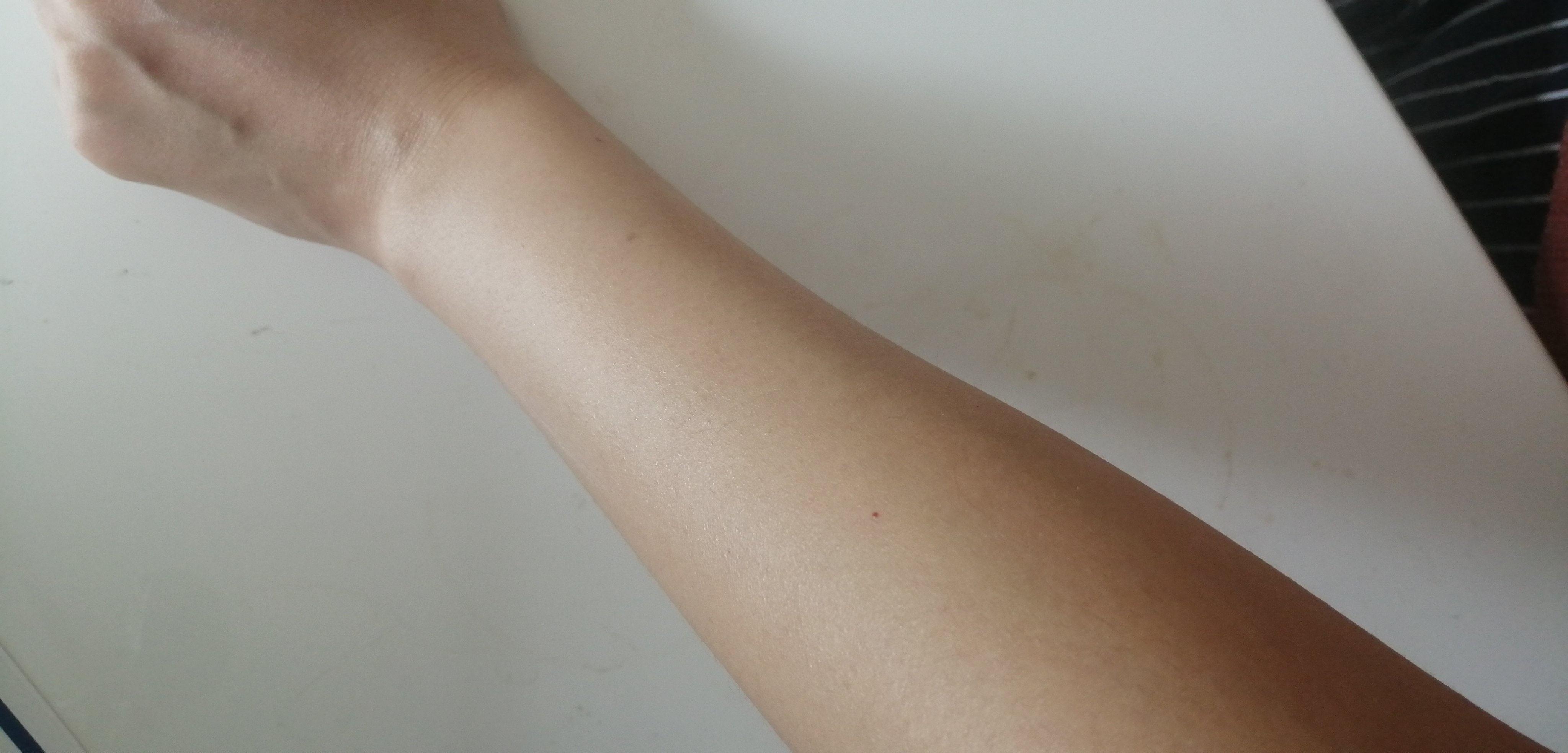 トーンアップUV エッセンス ピンクフラミンゴ/サンカット®/日焼け止めローションを使ったクチコミ（3枚目）