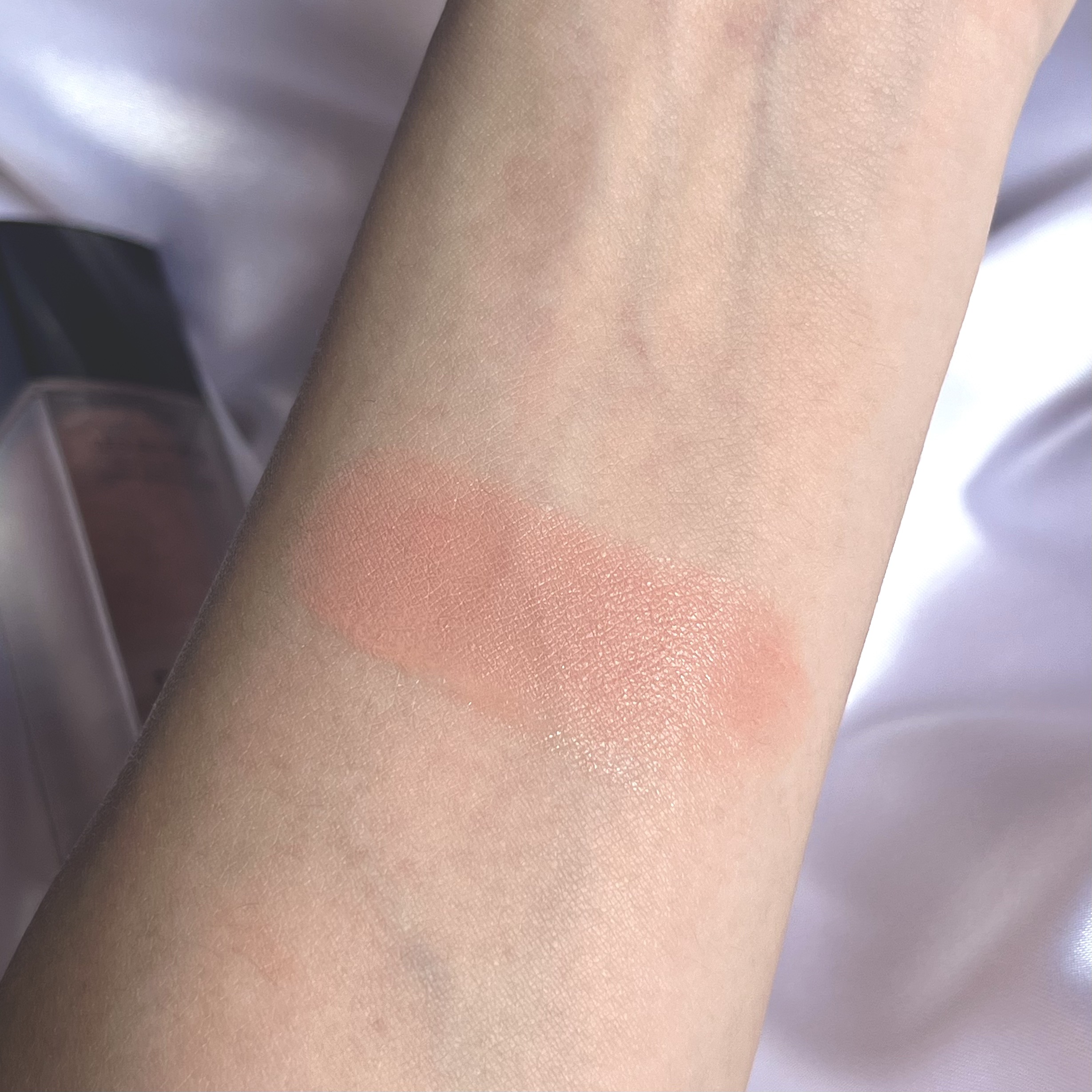 レ ベージュ オー ドゥ ブラッシュ/CHANEL/リキッドチークを使ったクチコミ（2枚目）