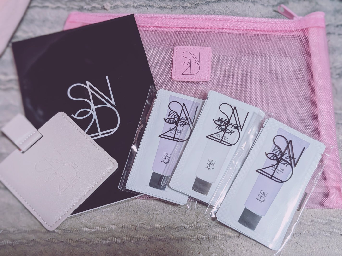 エンドラスターティント/S2ND/リップティントを使ったクチコミ(3枚目)