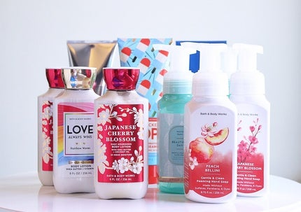 Bath & Body Works ボディクリーム 10本セット 試してみた】body cream BATH&BODY WORKSのリアルな口コミ