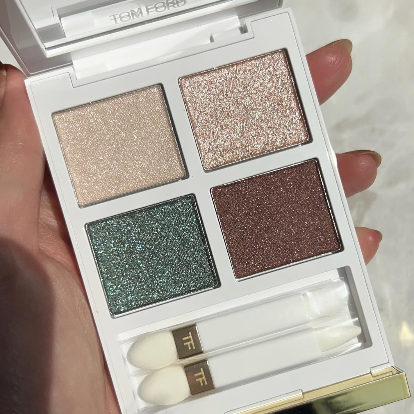 Eina on LIPS 「.#えいな購入品2024.✔︎TOMFORD #ソレイユアイカ..」(3枚目)