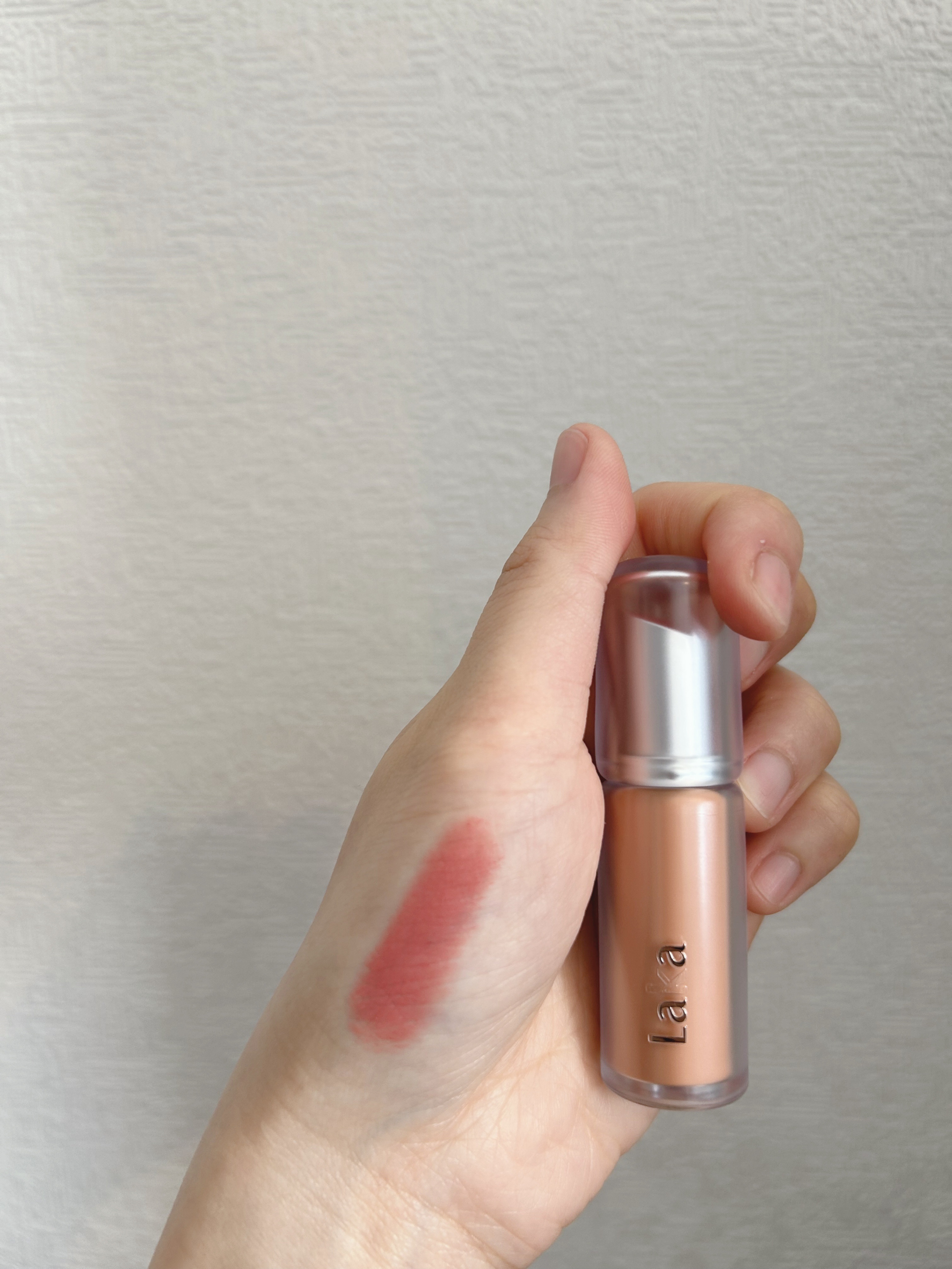 バルキーマットリップスティック/Laka/口紅を使ったクチコミ（1枚目）