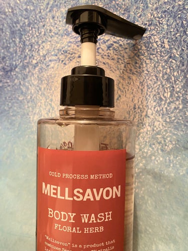 Mellsavon 【ボディウォッシュ フローラルハーブ】

ボディウォッシュには2種類あり
さっぱりタイプ グラースデイズ
しっとりタイプ フローラルハーブ があります。

石けん100%で香りがよく