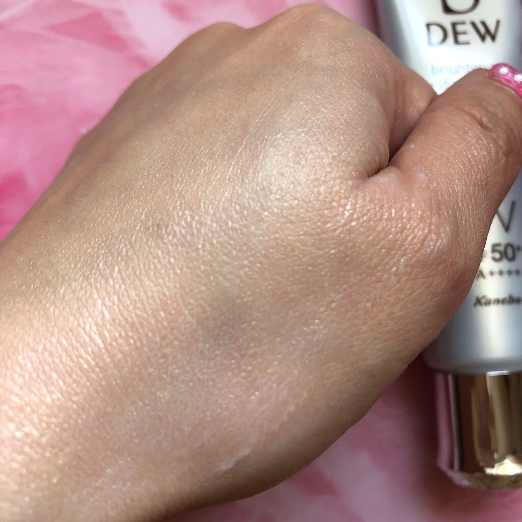 ブライトニングUVデイエッセンス/DEW/美容液を使ったクチコミ(3枚目)