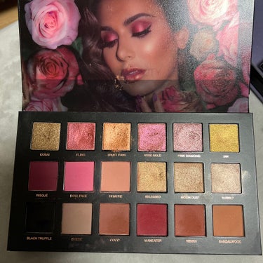 Huda Beauty Rose Gold Palette/Huda Beauty/アイシャドウパレットを使ったクチコミ（2枚目）