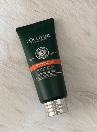 ファイブハーブス リペアリングヘアミルクセラム/L'OCCITANE/ヘアミルクを使ったクチコミ（1枚目）