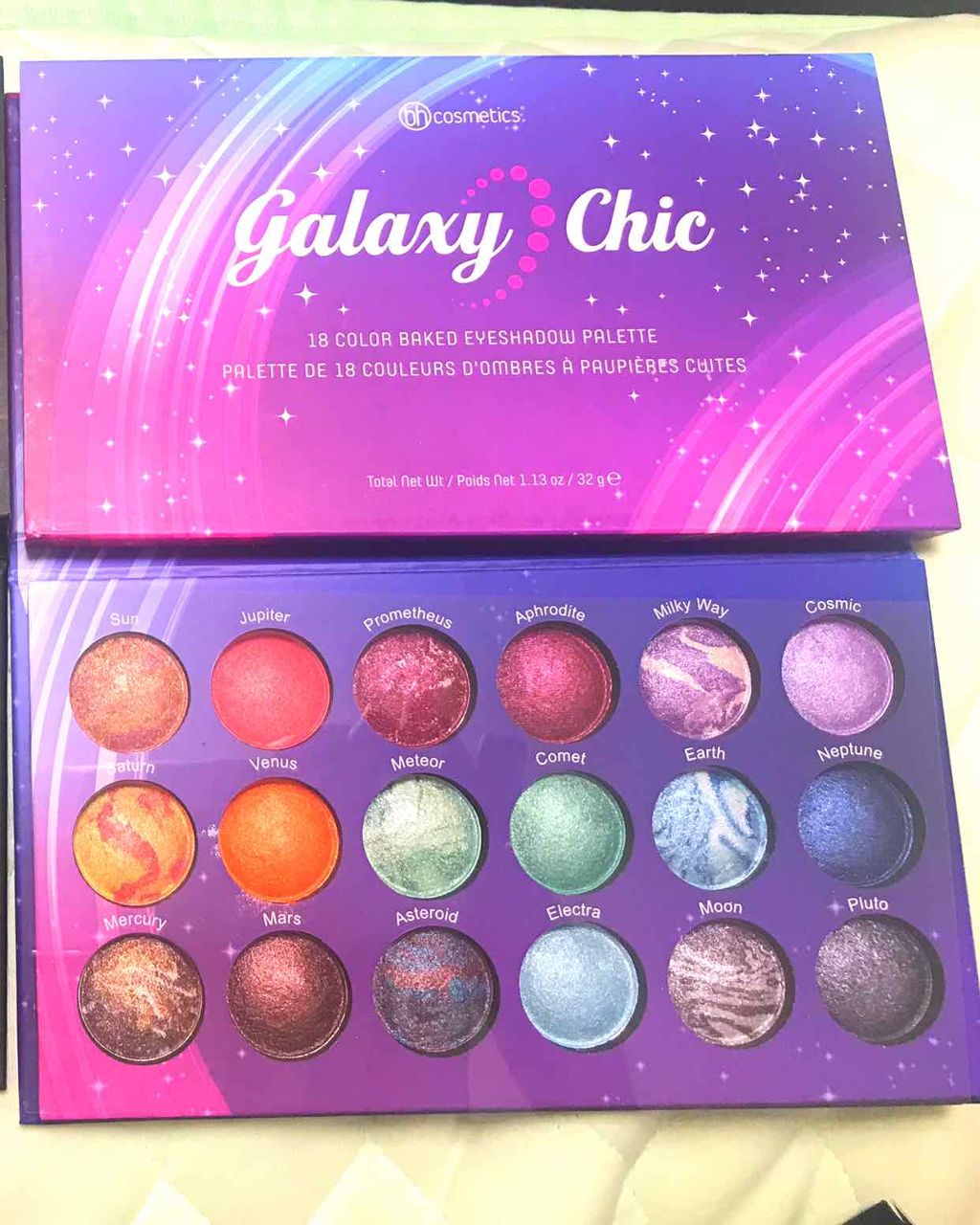 Galaxy Chic Baked Eyeshadow Palette｜bh cosmeticsの口コミ -  宇宙や星座のモチーフが大好きなのと、日本で by 刹那*(普通肌) | LIPS
