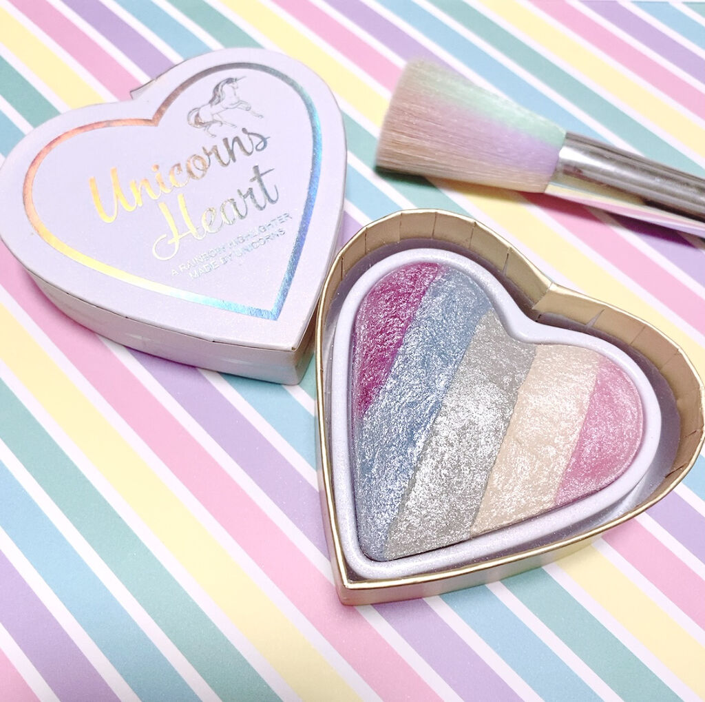 ハートハイライター ユニコーンハート/MAKEUP REVOLUTION/パウダーハイライトを使ったクチコミ（1枚目）