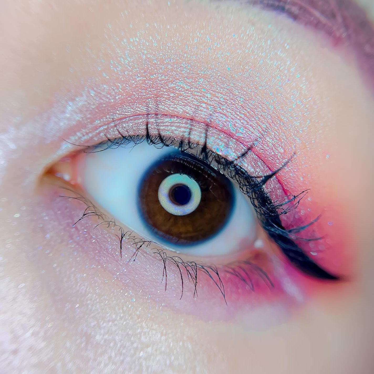 スキルレスライナー/LUMIURGLAS/リキッドアイライナーを使ったクチコミ(3枚目)