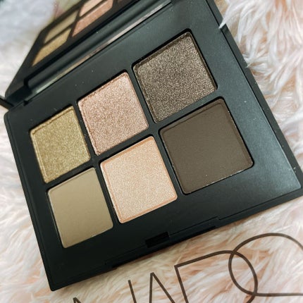 ヴォワヤジュールアイシャドウパレット/NARS/アイシャドウパレットを使ったクチコミ(2枚目)
