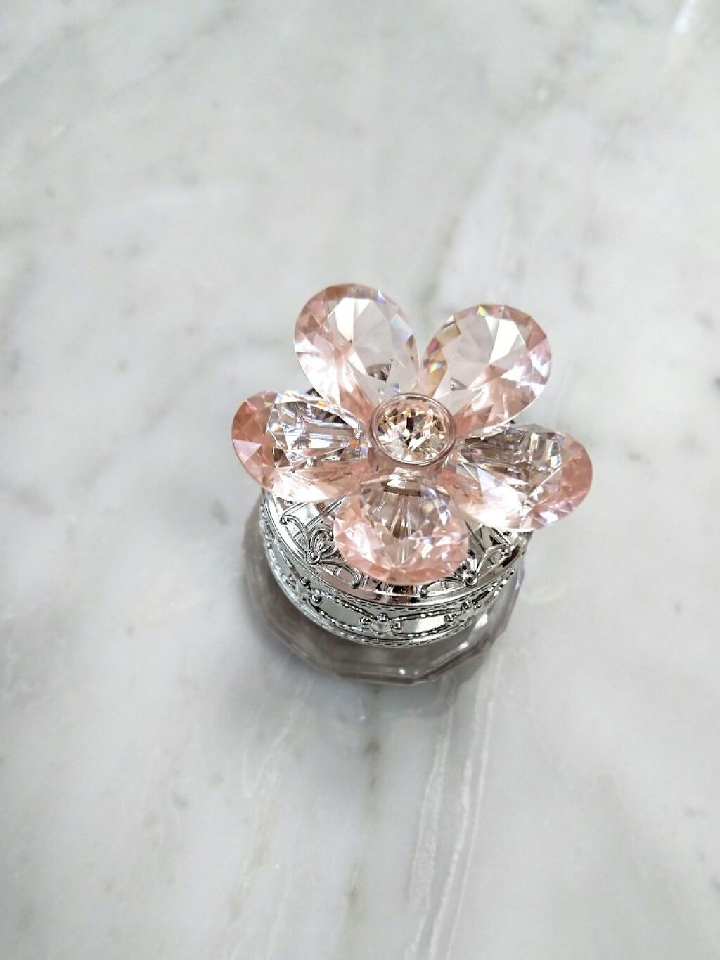 ジルスチュアート クリスタルブルーム ジェリービジュー 08 Blessed Love/JILL STUART/ジェル・クリームアイシャドウを使ったクチコミ（1枚目）