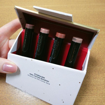 キャビアスティック アイカラー 19 Au Naturel(ミニ)/ローラ メルシエ/スティックアイシャドウを使ったクチコミ(3枚目)