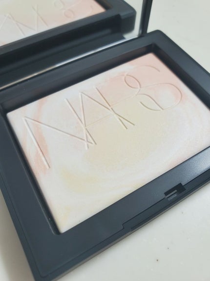 ライトリフレクティング プリズマティックパウダー/NARS/プレストパウダーを使ったクチコミ(1枚目)