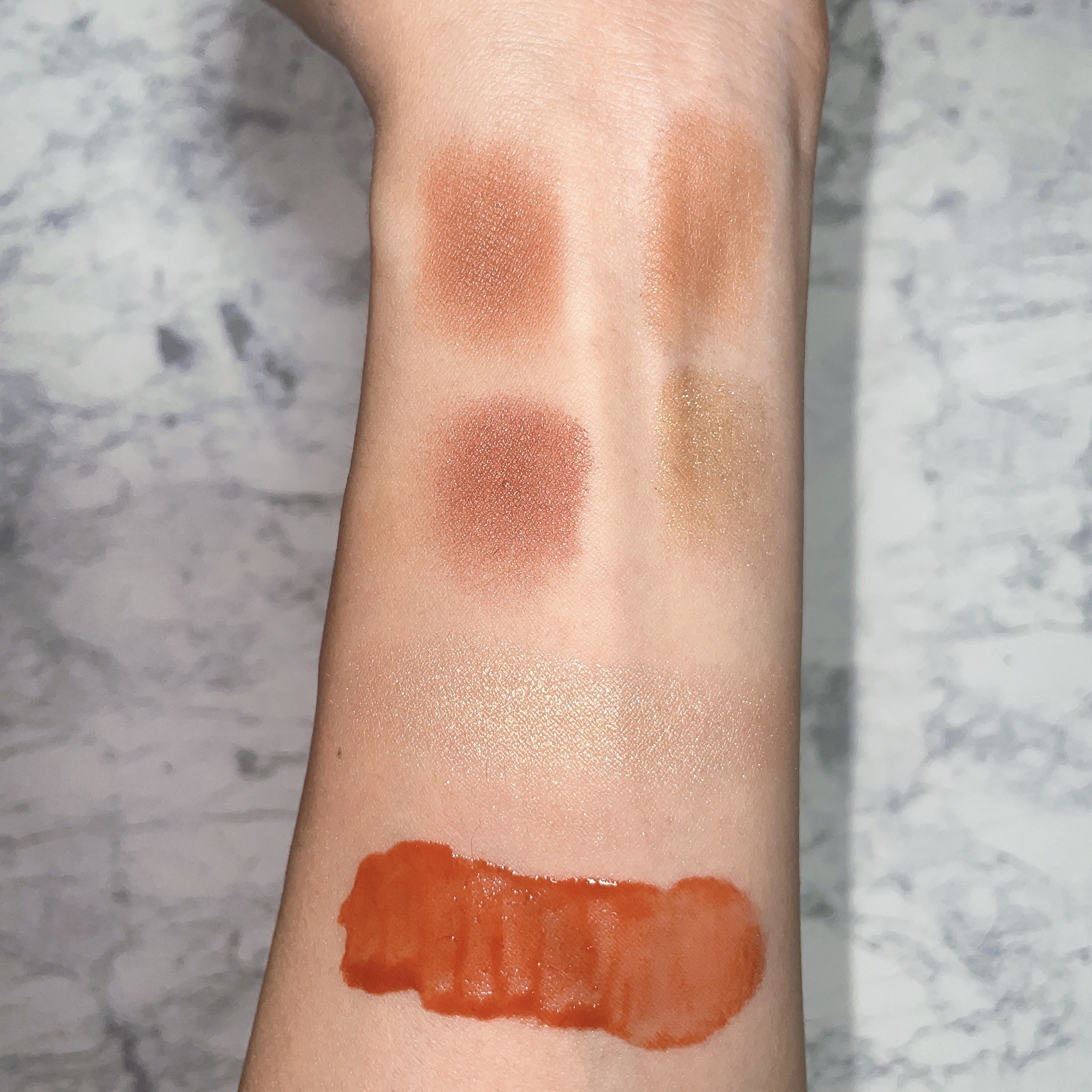 シルキースフレアイズ/キャンメイク/アイシャドウパレットを使ったクチコミ（3枚目）