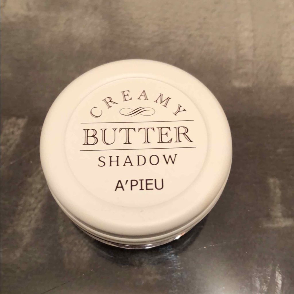 A’pieu クリーミーバターシャドウのクチコミ「#プチプラ  #韓国コスメ 
#A'P IEU
クリームシャドウのメープルベージュ。
控えめな.....」（1枚目）