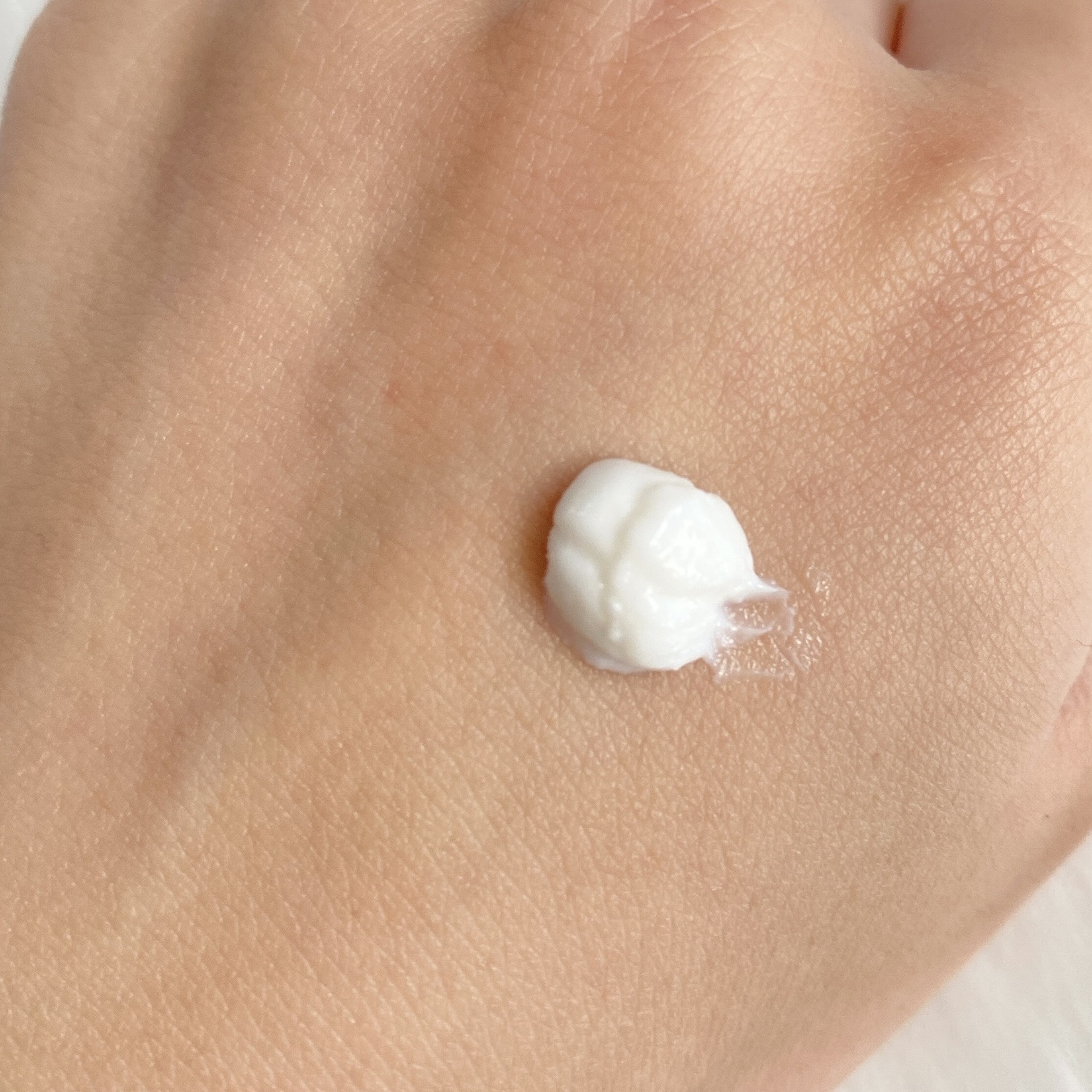 アンティーム ホワイト クリーム/アンティーム オーガニック/デリケートゾーンケアを使ったクチコミ（2枚目）