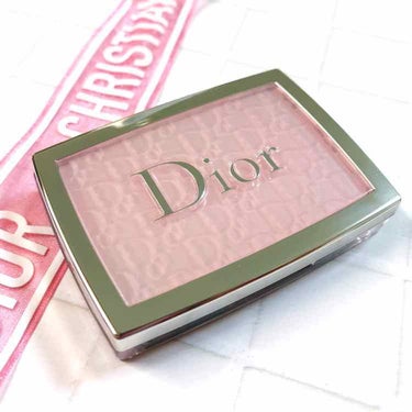 ディオール バックステージ ロージー グロウ＜グロウ バイブス＞/Dior/パウダーチークを使ったクチコミ（2枚目）