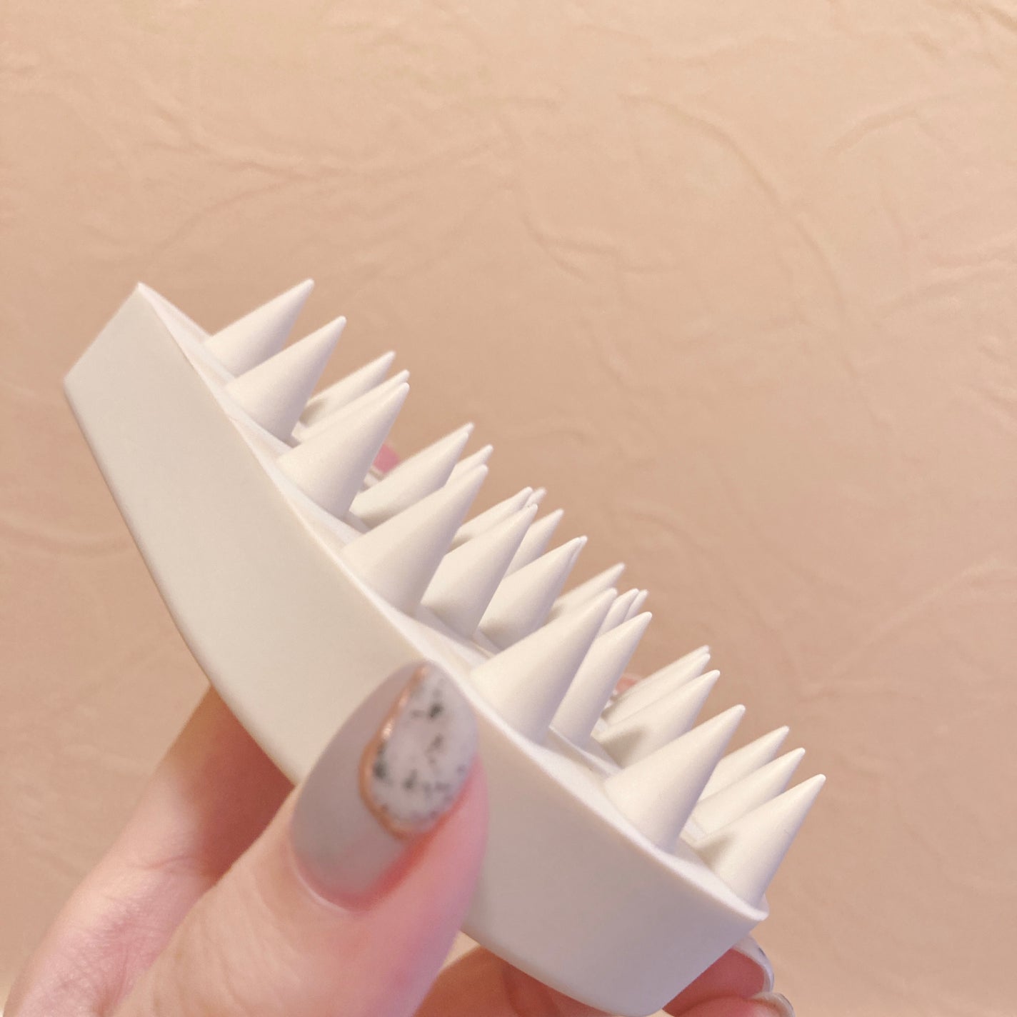 リラクシングマッサージブラシ/エトヴォス/スカルプブラシを使ったクチコミ(5枚目)