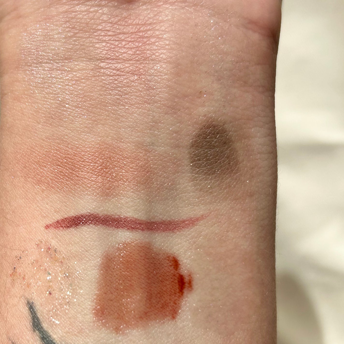 ゲットルーズグリッタージェル/unleashia/グリッターを使ったクチコミ(3枚目)