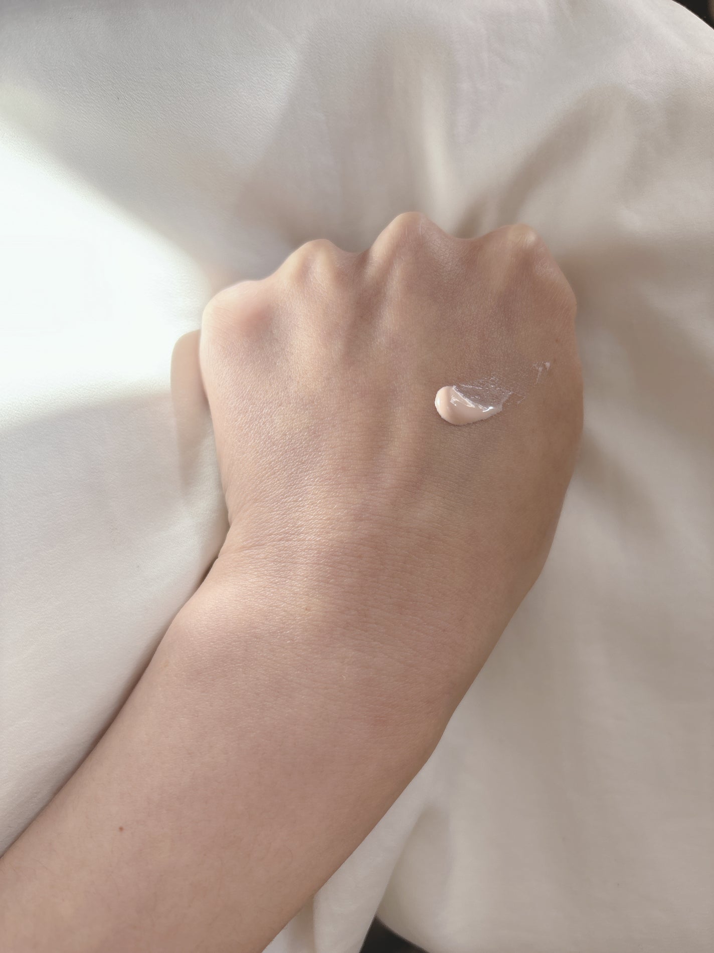 ウォータフルトーンアップサンクリーム/ダルバ/日焼け止めクリームを使ったクチコミ(2枚目)