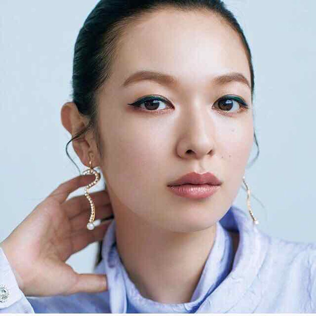 ラブ ラスト ディスコ メタリック リキッドライナー カラー・ローリン ディープ/NYX Professional Makeup/リキッドアイライナーを使ったクチコミ（3枚目）