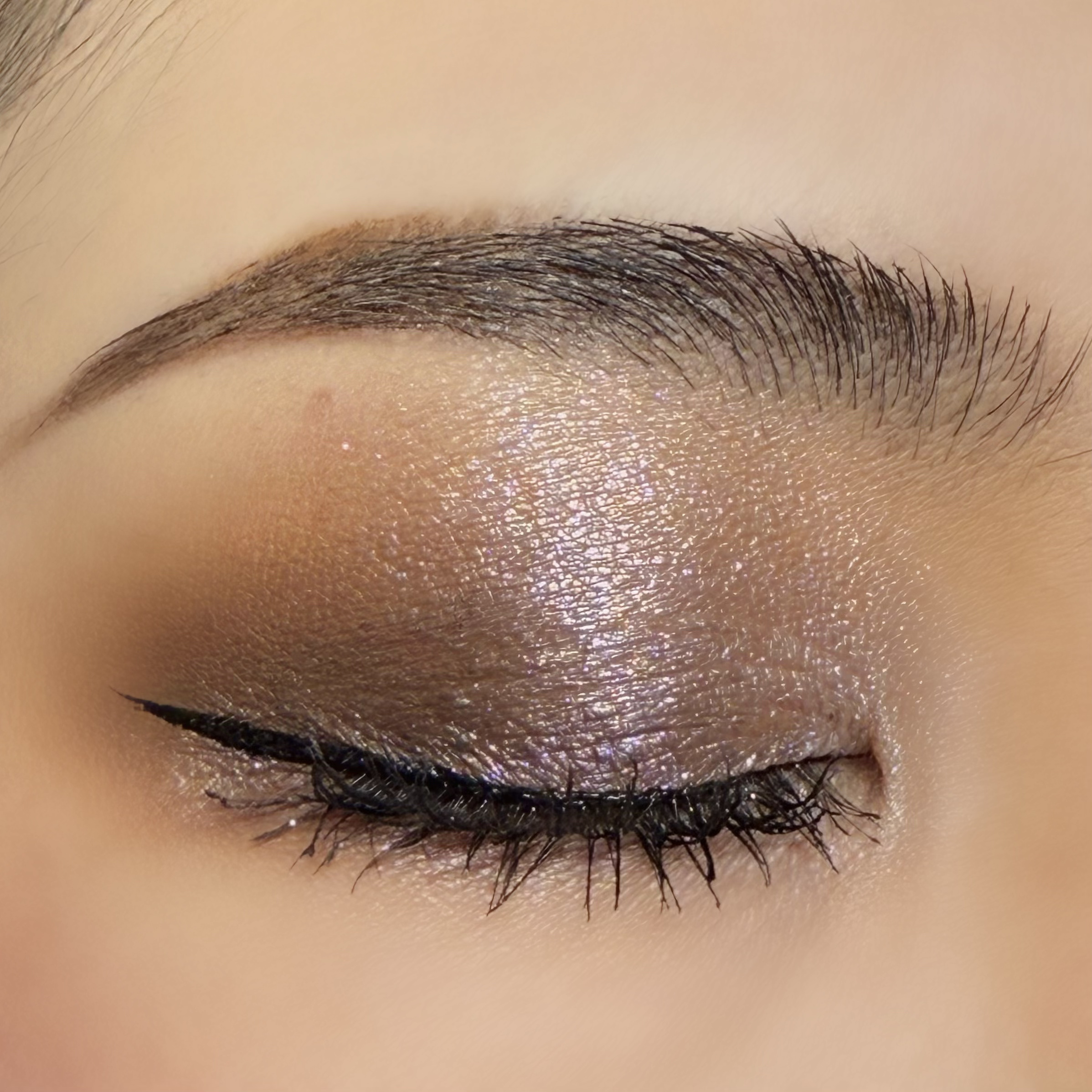 スターリットダイアモンドパウダー/MAKE UP FOR EVER/単色アイシャドウを使ったクチコミ（3枚目）