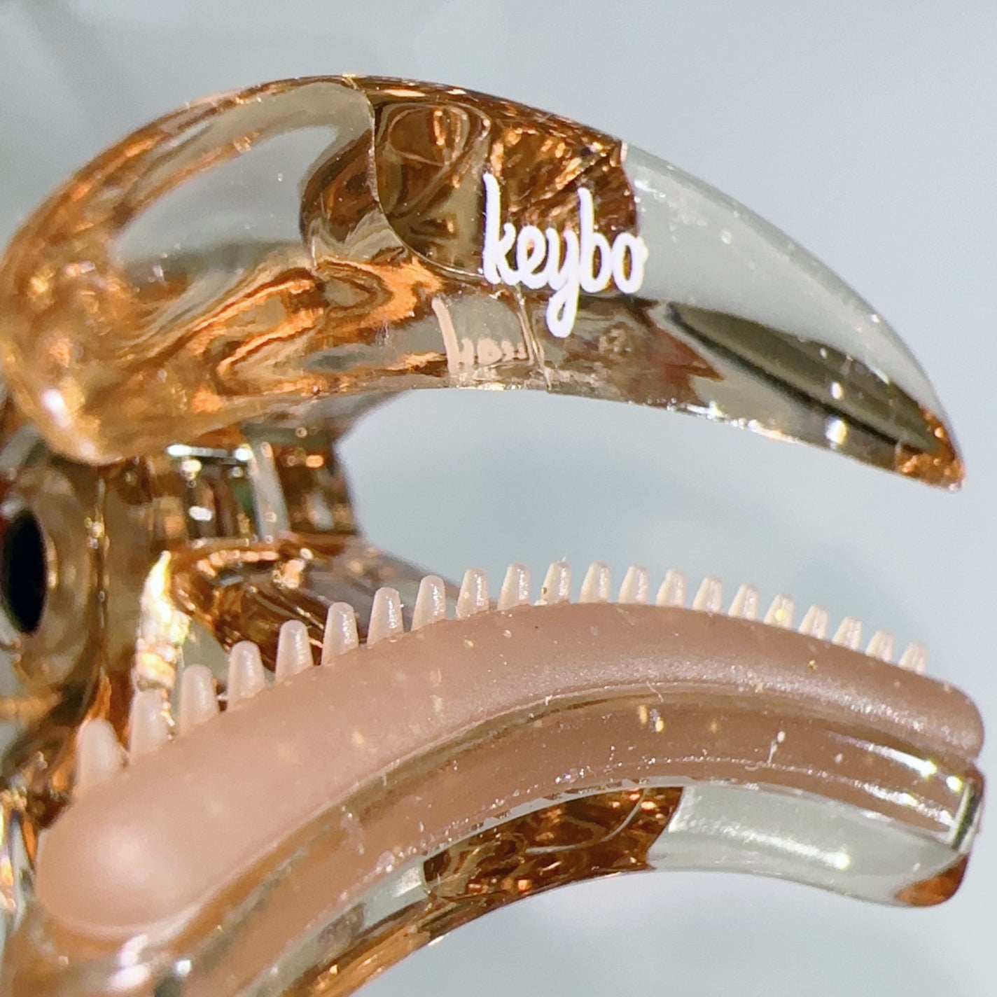 六花 on LIPS 「keyboONESHOTEYELASHCURLERプラスチック..」(3枚目)