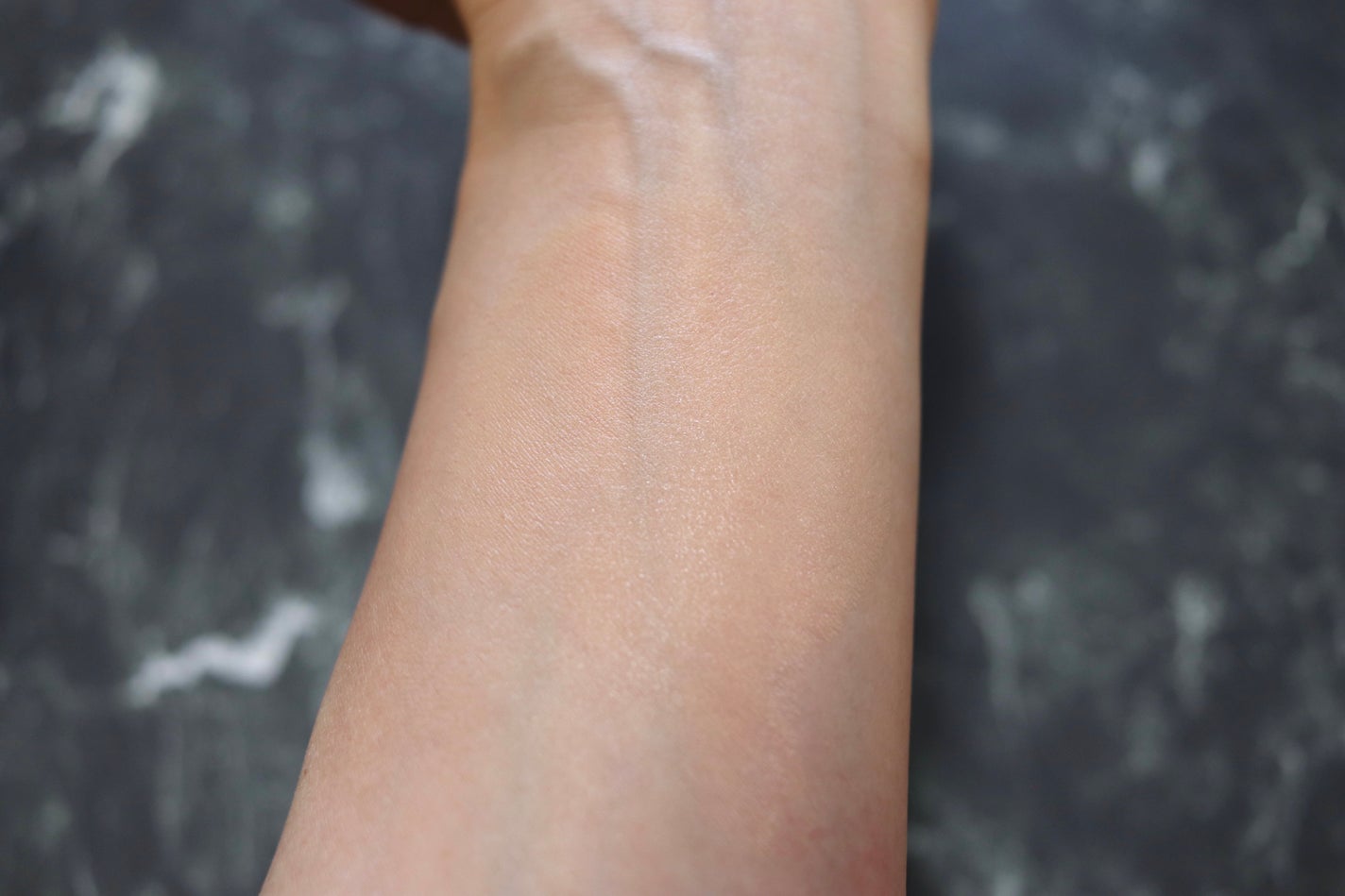 ディオールスキン フォーエヴァー フルイド グロウ/Dior/リキッドファンデーションを使ったクチコミ(4枚目)