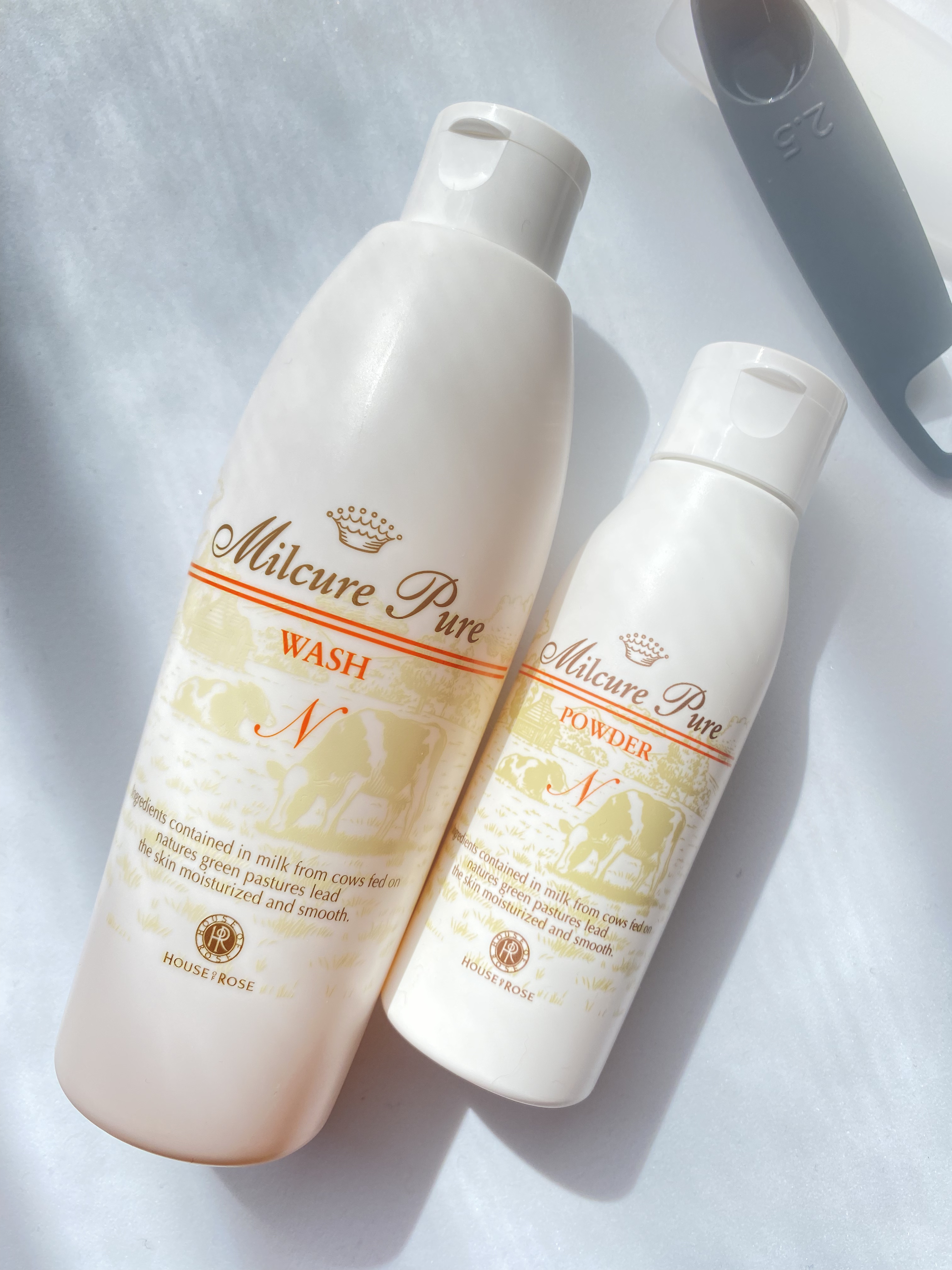 ハウス オブ ローゼさまからいただきました。


✼••┈┈••✼••┈┈••✼••┈┈••✼••┈┈••✼


ハウス オブ ローゼ
ミルキュア ピュア ウォッシュ&パウダー


✼••┈┈••✼••┈┈••✼••┈┈••✼••┈┈••✼