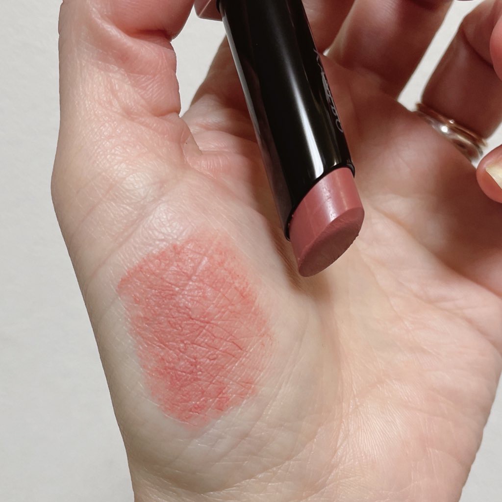 カネボウ ルージュスターブリーズ B107 Emotional Beige/KANEBO/口紅を使ったクチコミ（2枚目）