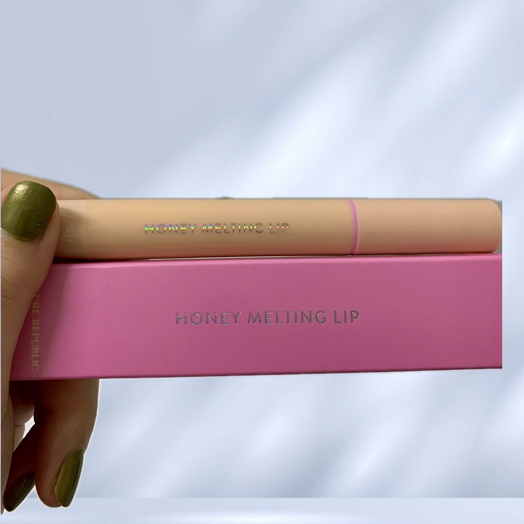 ハニーメルティングリップ 13 オーロラグリッター/ネイチャーリパブリック/口紅を使ったクチコミ（1枚目）