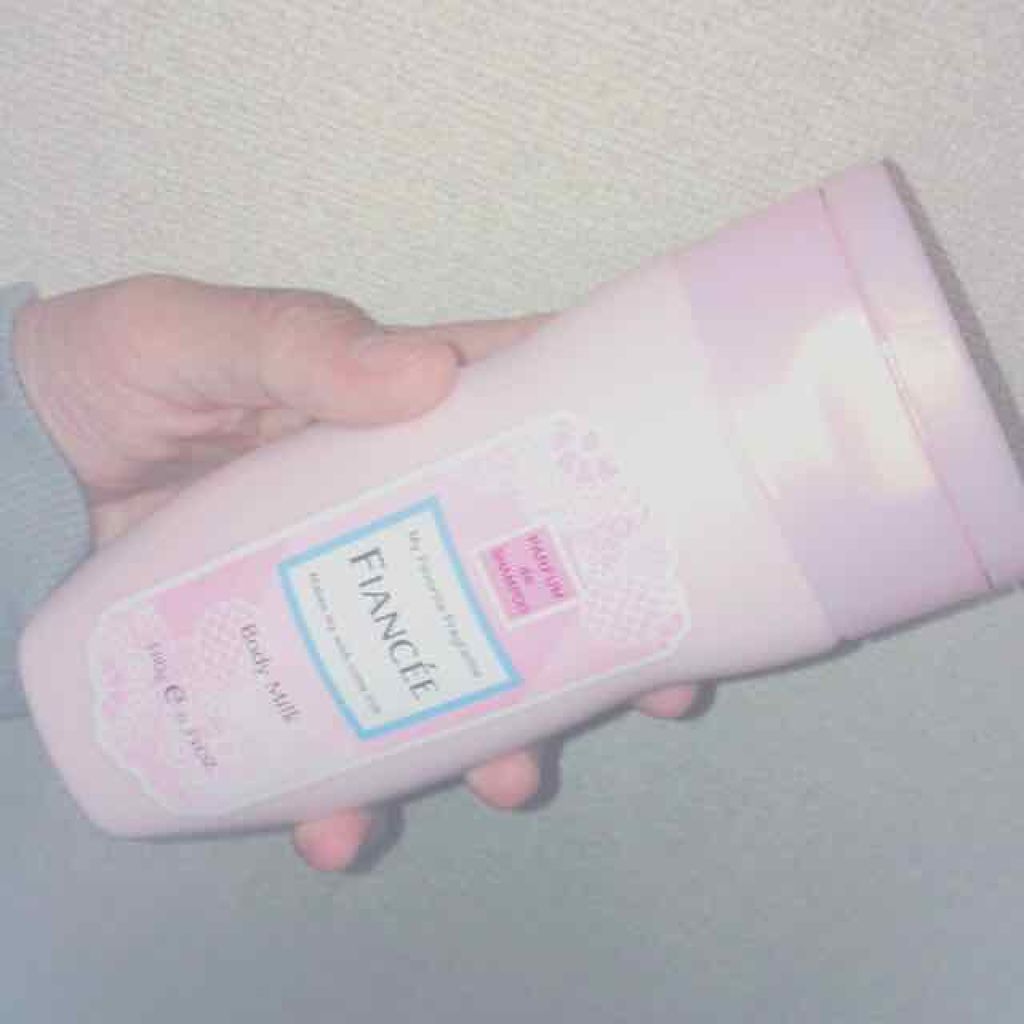 ボディミルクローション ピュアシャンプーの香り/フィアンセ/ボディローションを使ったクチコミ（2枚目）