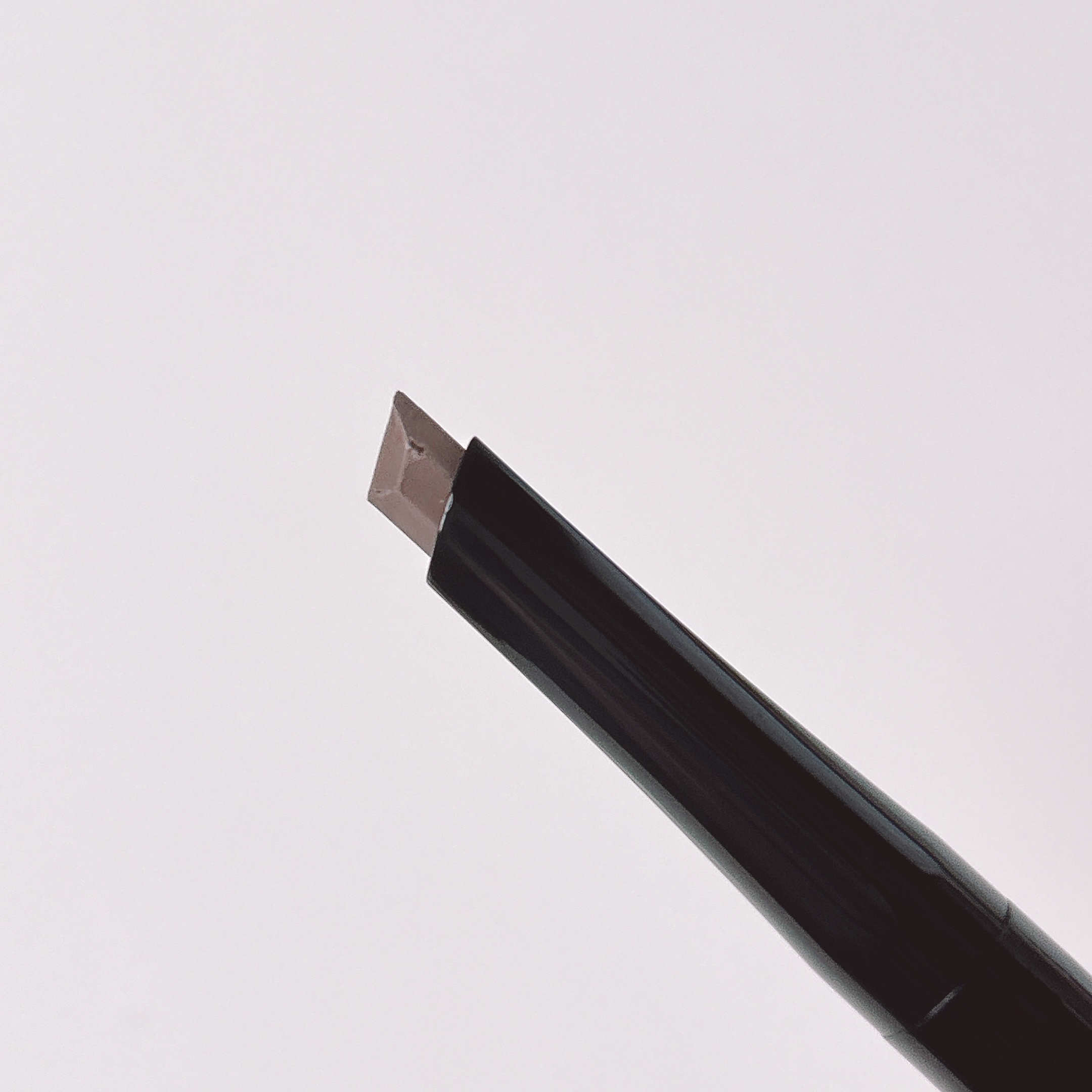 ナチュラルハードブロウペンシル/wakemake/アイブロウペンシルを使ったクチコミ（3枚目）