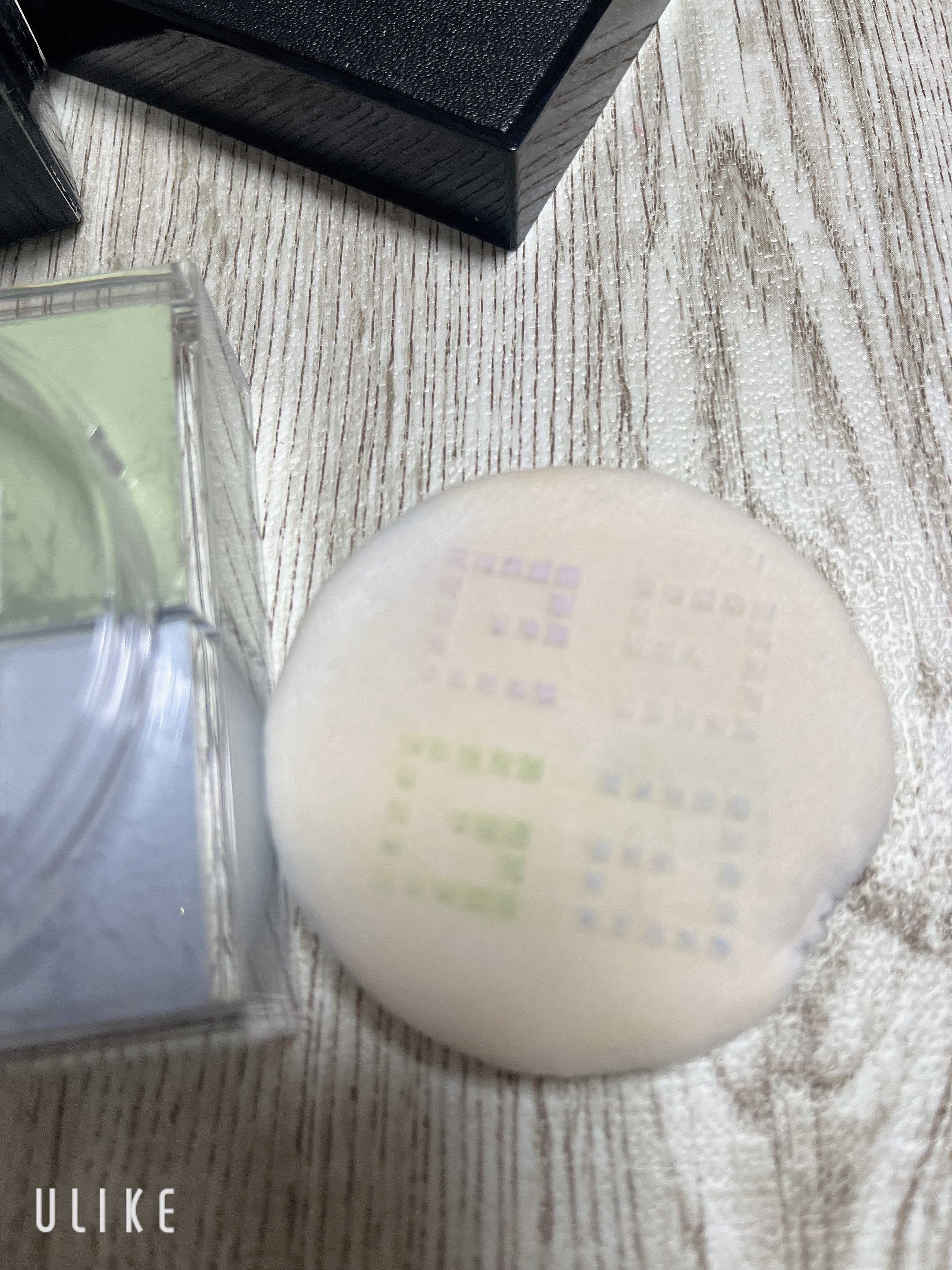 プリズム・リーブル/GIVENCHY/ルースパウダーを使ったクチコミ（3枚目）