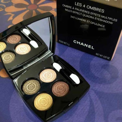 レ キャトル オンブル 342 ルミエール エ オピュロンス/CHANEL/アイシャドウパレットを使ったクチコミ(1枚目)