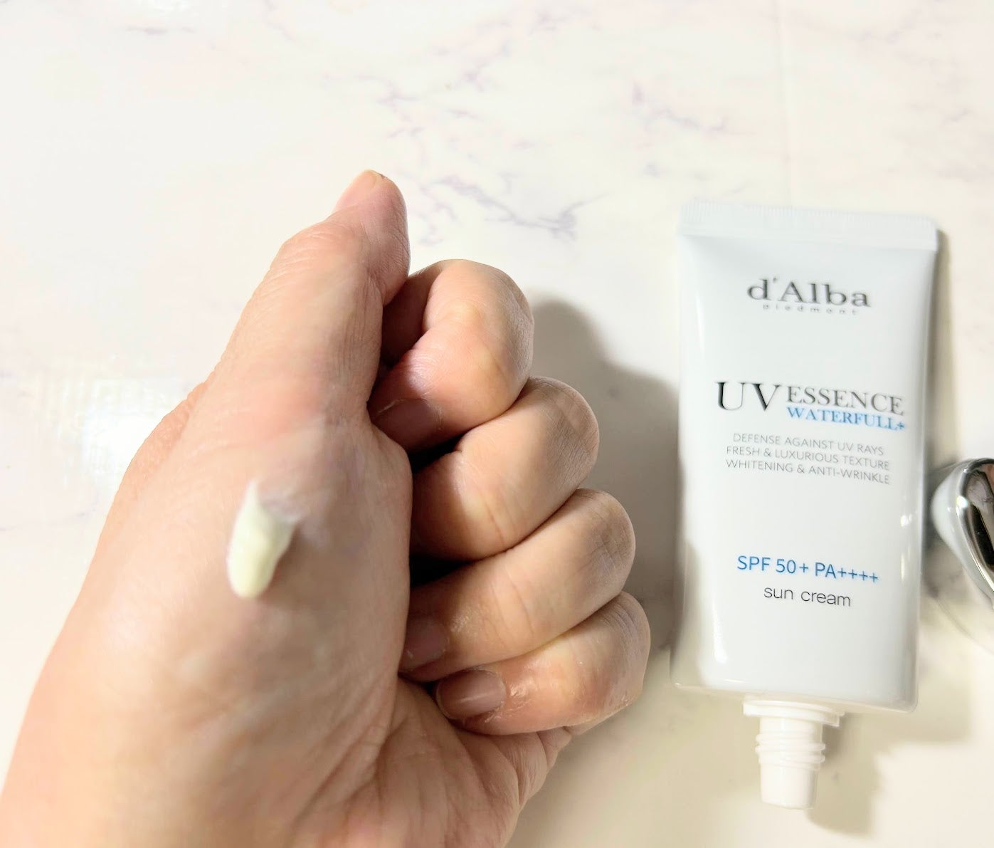 ウォータフルトーンアップサンクリーム/ダルバ/日焼け止めクリームを使ったクチコミ(1枚目)