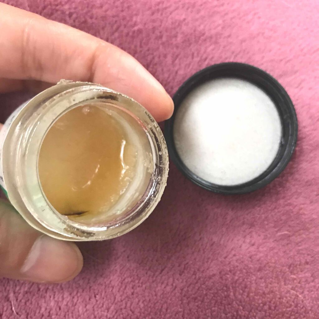 Velour Lip Scrub/Jeffree Star Cosmetics/リップスクラブを使ったクチコミ（3枚目）