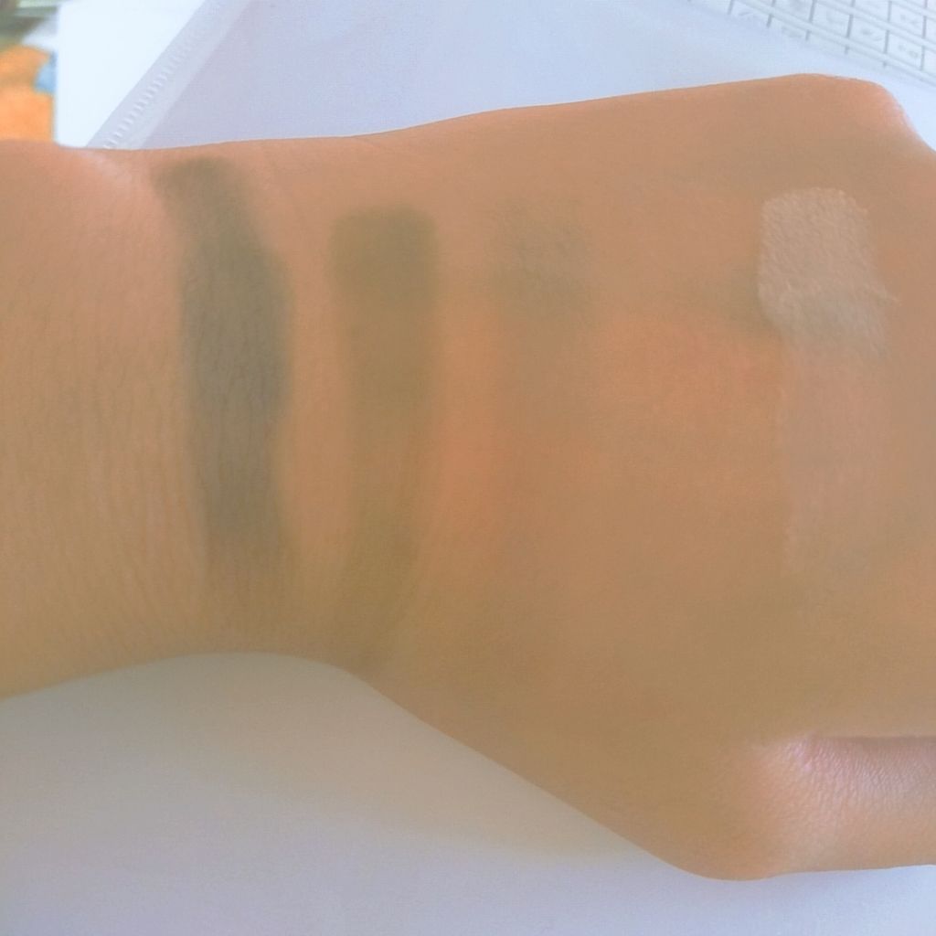 カンコレアイシャドウ/DAISO/アイシャドウパレットを使ったクチコミ（3枚目）