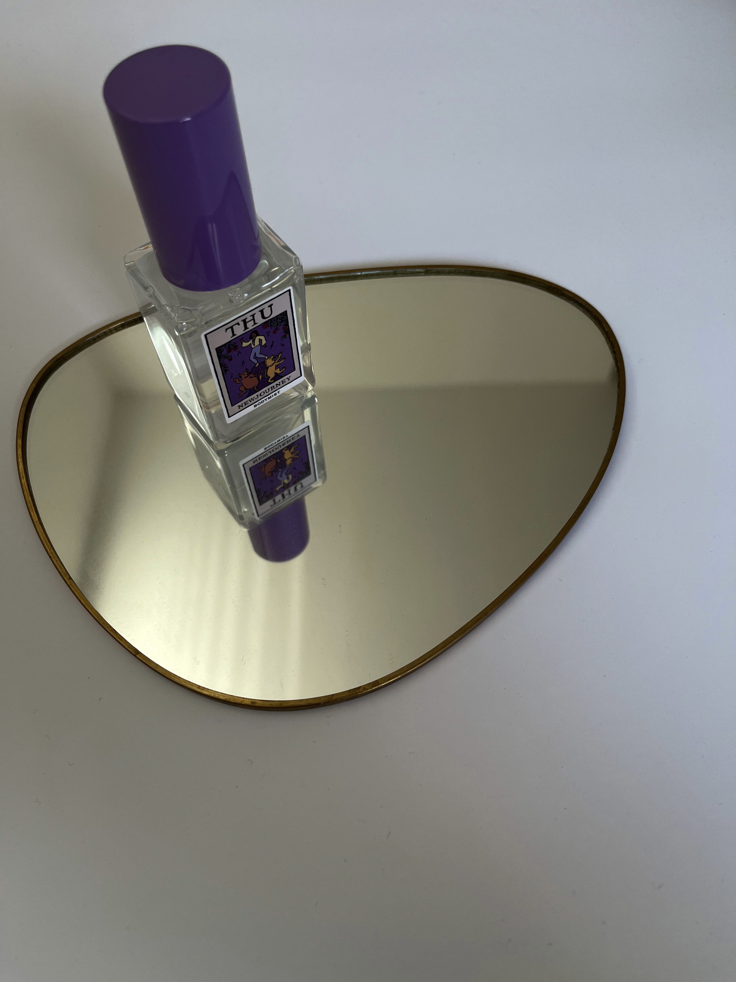 ボディミスト 木曜日の魔法　ジャスミンの甘美な歌声/NEWJOURNEY/香水(その他)を使ったクチコミ（2枚目）