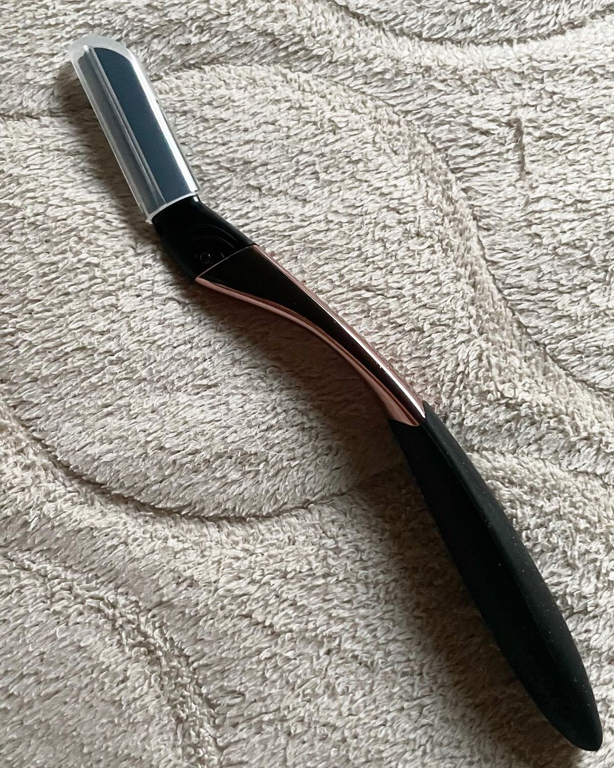 サロンプラス トーンアップ フェイススムーサー ホルダー(刃付き)/サロンプラス/シェーバーを使ったクチコミ(2枚目)