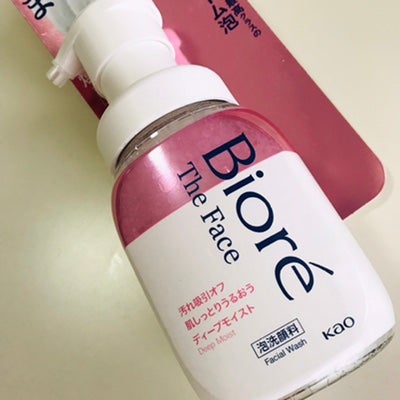 ビオレ ザフェイス 泡洗顔料 ディープモイスト/ビオレ/泡洗顔を使ったクチコミ(1枚目)