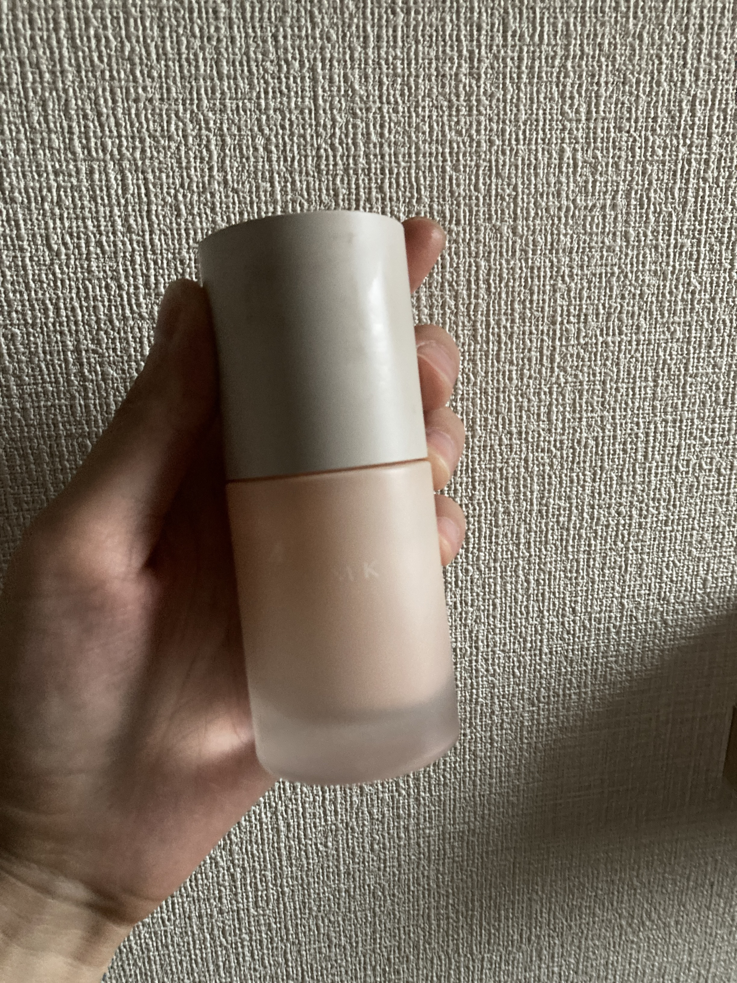 RMK ルミナス メイクアップベース

薄膜なのにハイカバー(๑˃̵ᴗ˂̵)𓍯 *･

毛穴やくすみ、薄いニキビ跡がボケます。
セミマット寄りの仕上がりで、ベタつかない。

ナチュラルなトーンアップ効果もあります。

ナチュラルで上品な絶